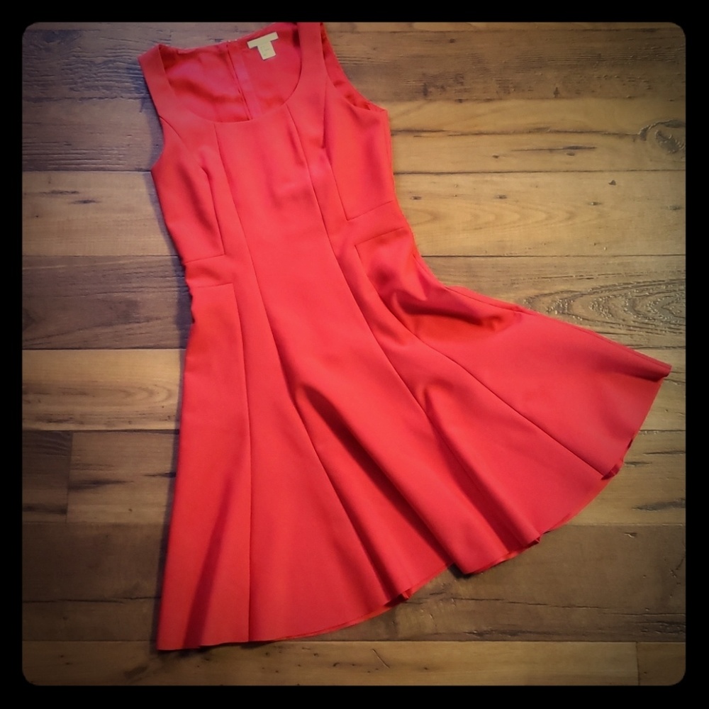 H & M red-orange dress with gold zipper
